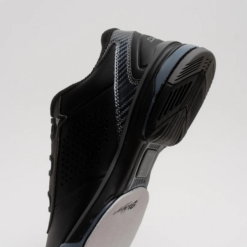 Mens KR Strikeforce Charge FT Black Right Hand Bowling Shoes