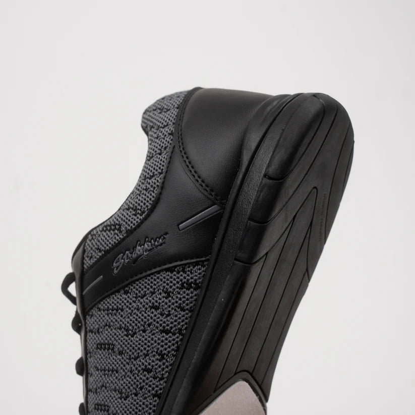 Mens KR Strikeforce Flyer Mesh Black/Steel Wide Width Universal Bowling Shoes